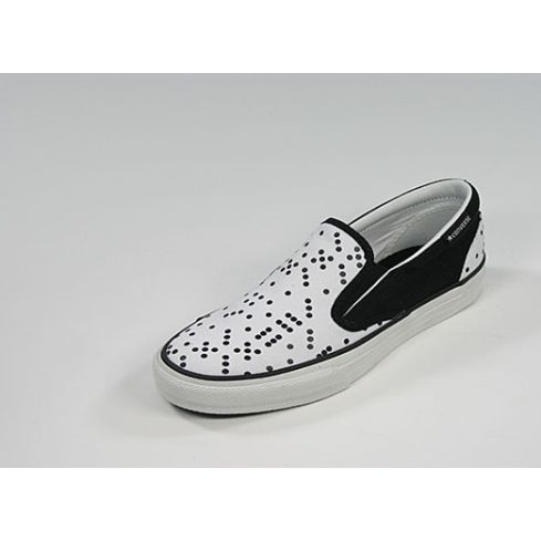 2112012080005_12619_1_converse_skid_grip_slip_dice_whiteblack_993c5288.jpg