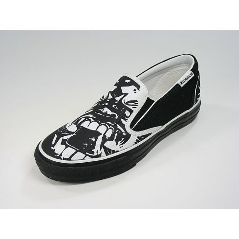 2112012090004_12086_1_converse_skid_grip_skulls_blackwhite_8ad53631.jpg
