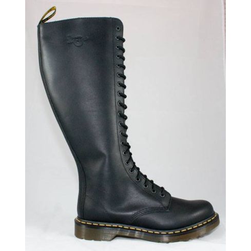 2112026280002_19590_1_drmartens_1420_20_loch_black_747a5293.jpg