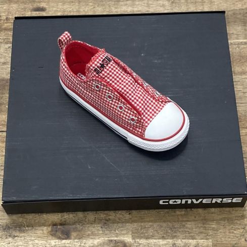 2611895300007_24070_1_converse_inf_simple_slip_whitered_ad39551b.jpg