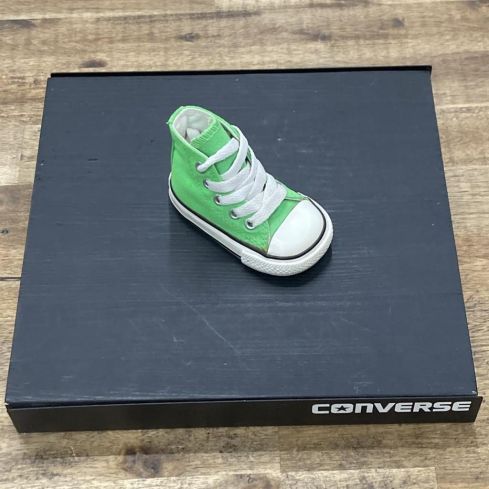 2611897100001_13666_1_converse_inf_hi_neongreenwhite_ad9c551b.jpg